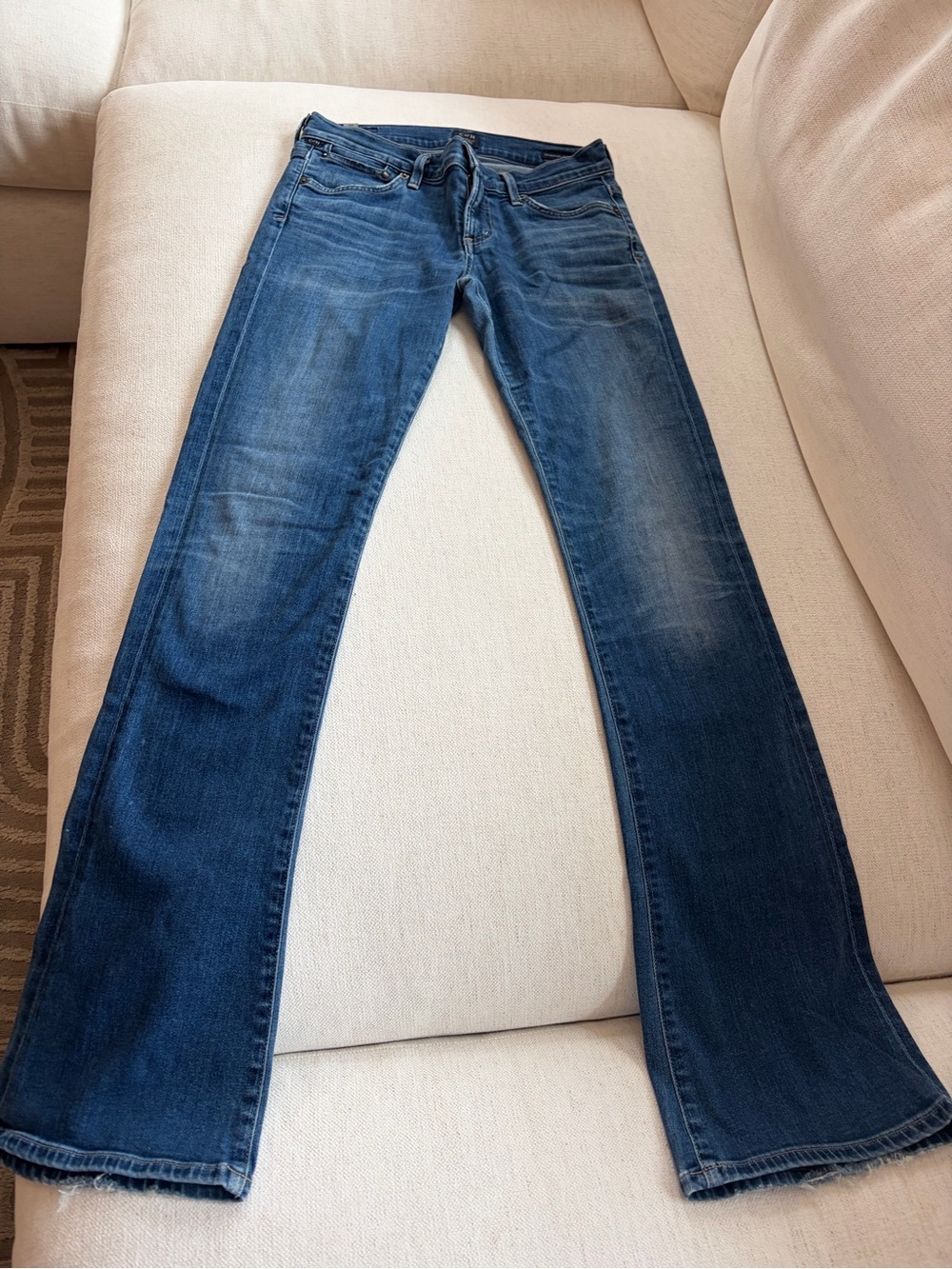 Citizens Of Humanity Bootcut Jeans in Dark Blue Wash PETITE length